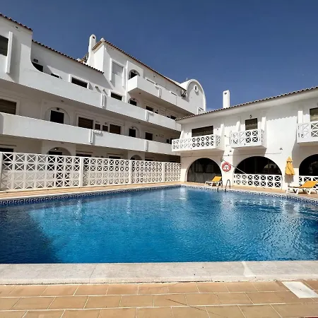 Apartment 3 With Pool By Homing *