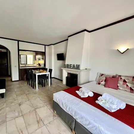 3 With Pool By Homing * Albufeira
