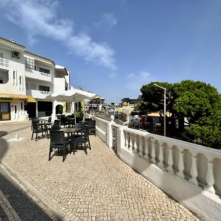 Apartment 3 With Pool By Homing Albufeira