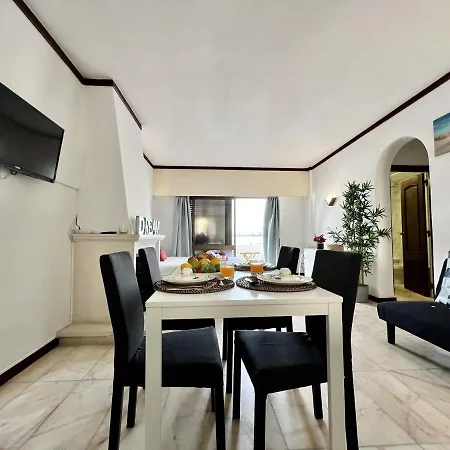 Apartment 3 With Pool By Homing Albufeira